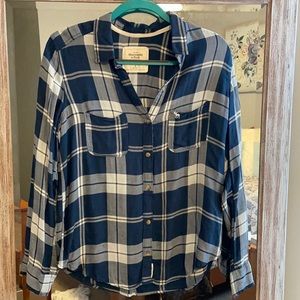 Abercrombie and Fitch blue plaid button up